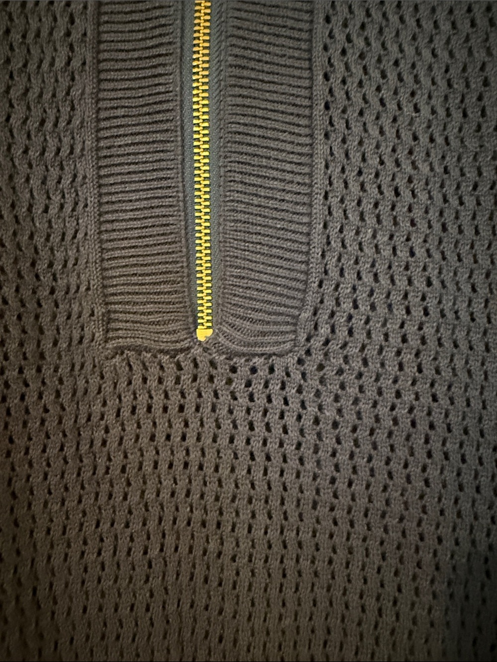 Varley Half-Zip Pullover - Picture 5 of 7